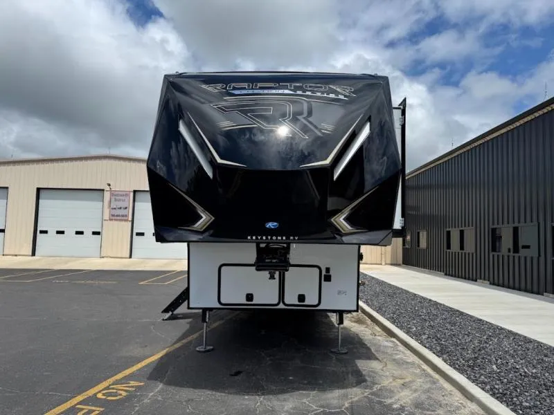 2025 Keystone Raptor Carbon Series 363 - Photo 3