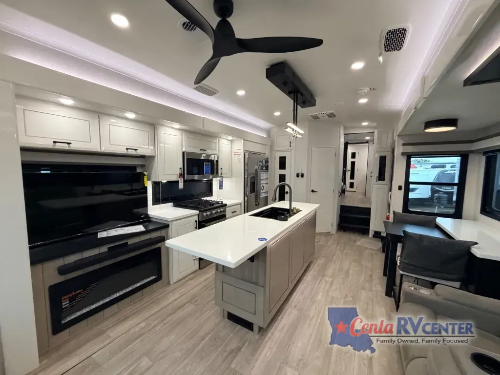 2027 Jayco PINNACLE 36FBTS, Photos photo 3