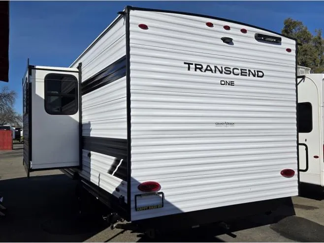 2026 Grand Design Transcend One 161DB - Photo 4