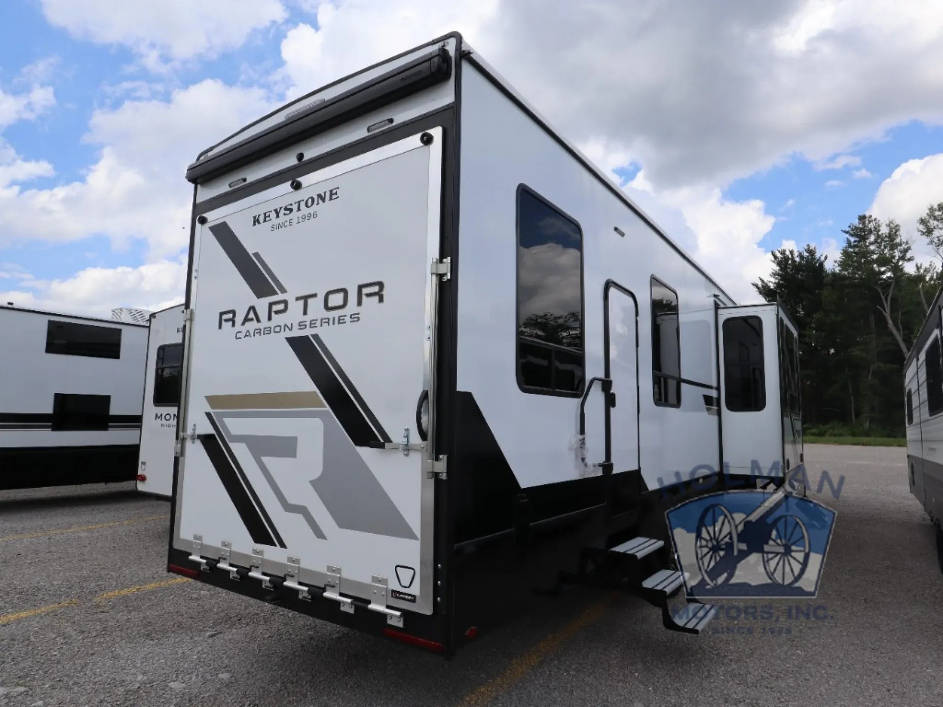 2026 Keystone Raptor Carbon 398 - Photo 3