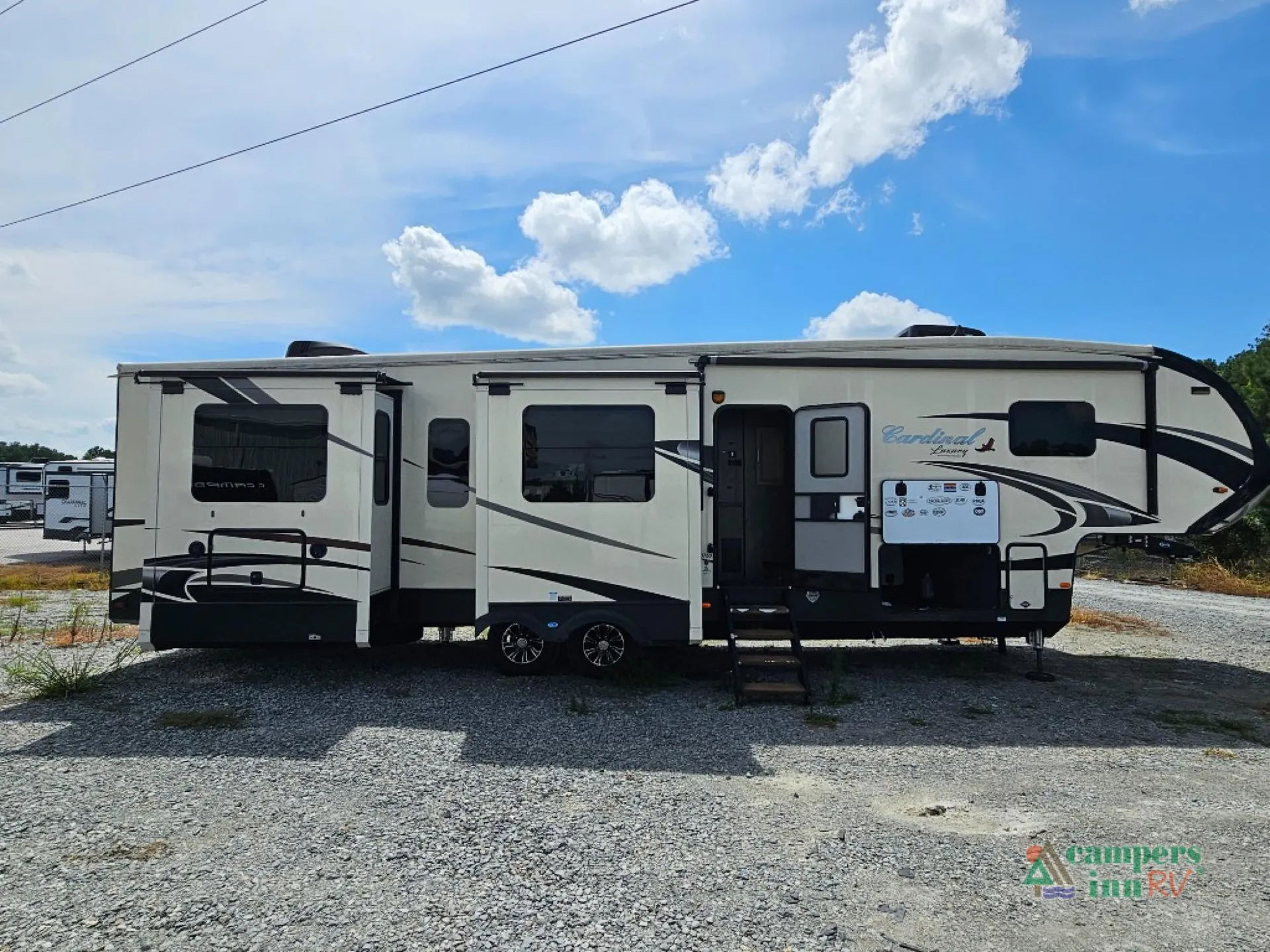 2019 Forest River Cardinal Luxury 3750BKX - Photo 3