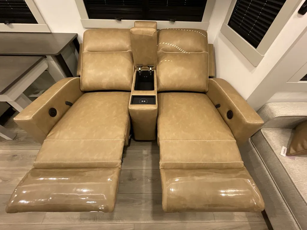 2026 Brinkley Model Z 3515, Photos photo 17