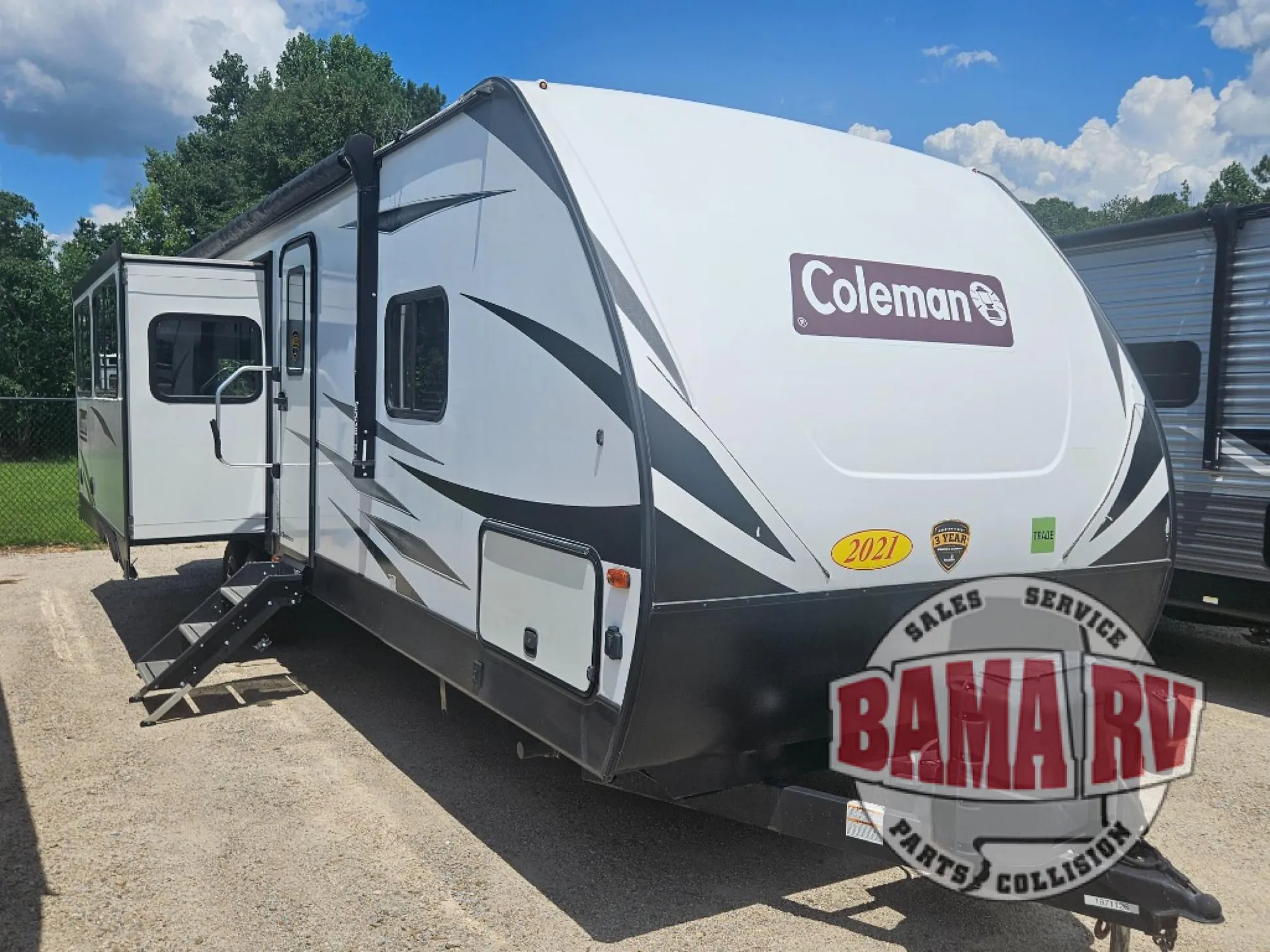 2021 Dutchmen Coleman Light 2955RL - Photo 2