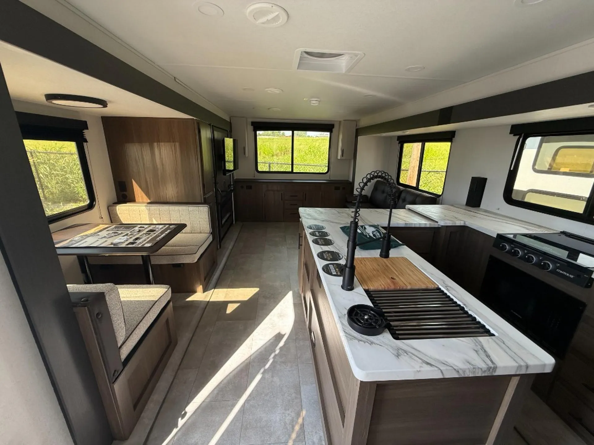 2027 Prime Time RV Tracer 286RL - Photo 3