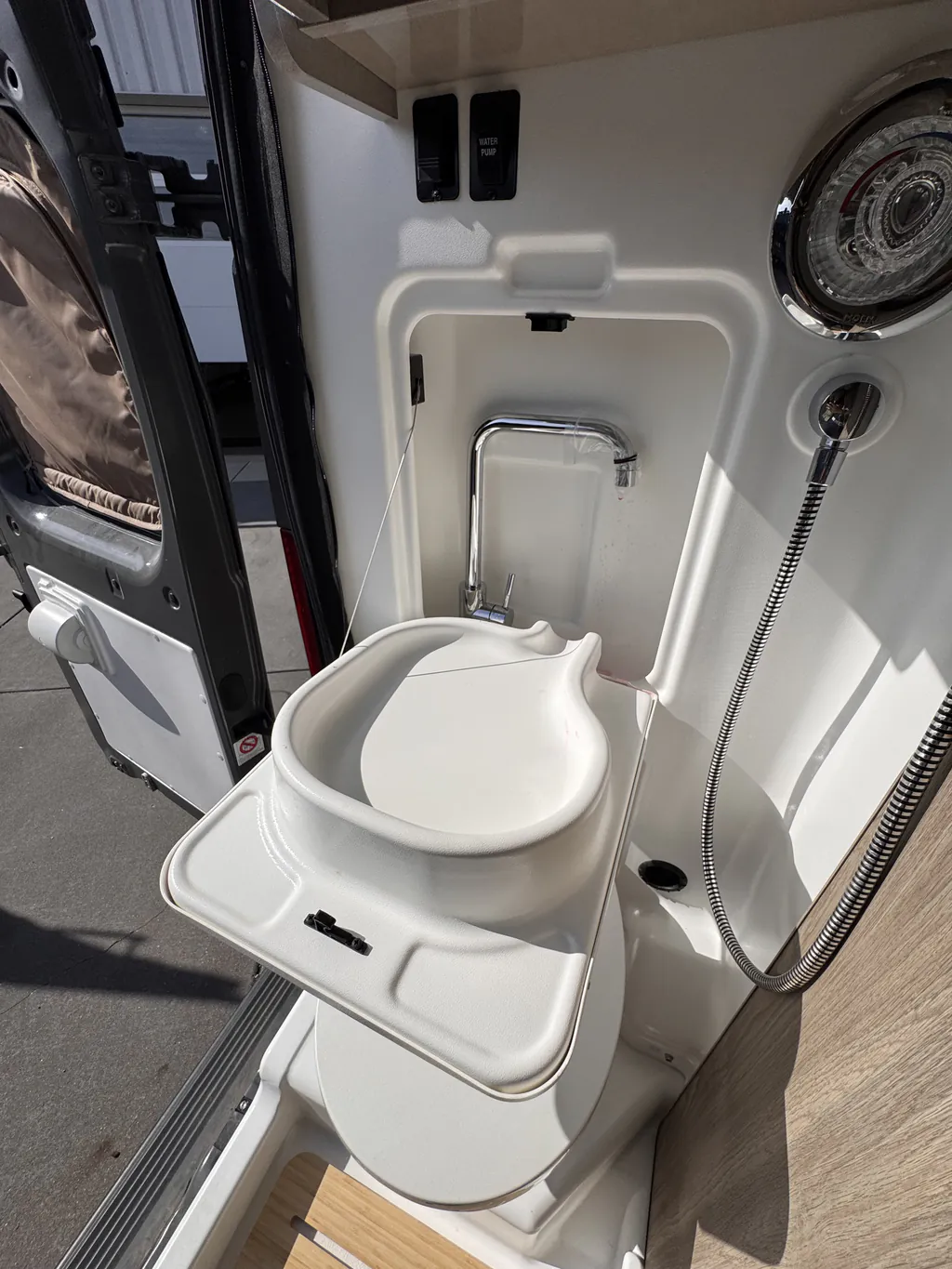 2024 Winnebago Travato 59KL, Photos photo 22