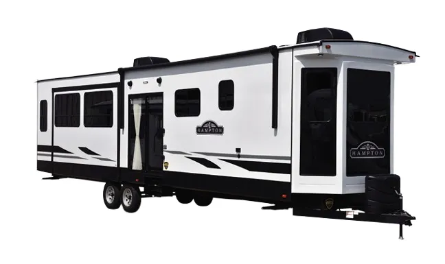 CrossRoads Hampton 380RKS exterior