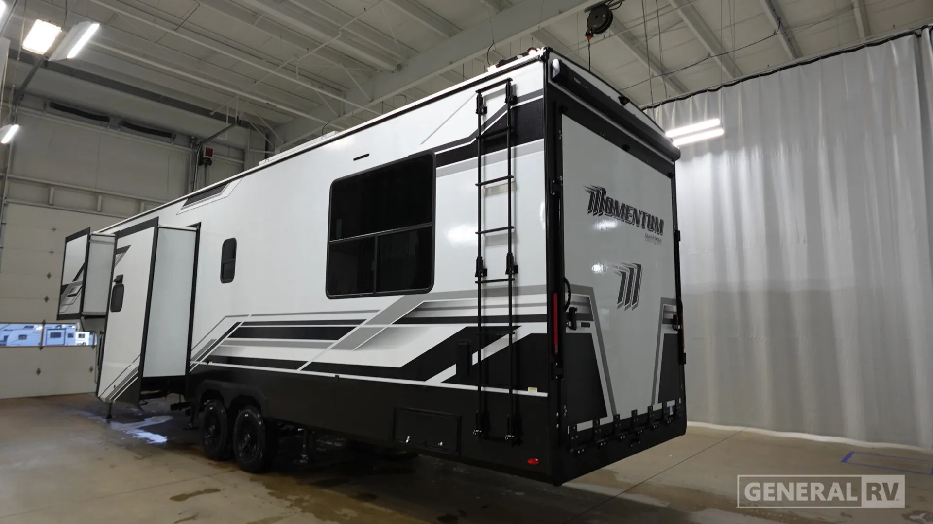 2026 Grand Design Momentum G-Class 350G - Photo 4