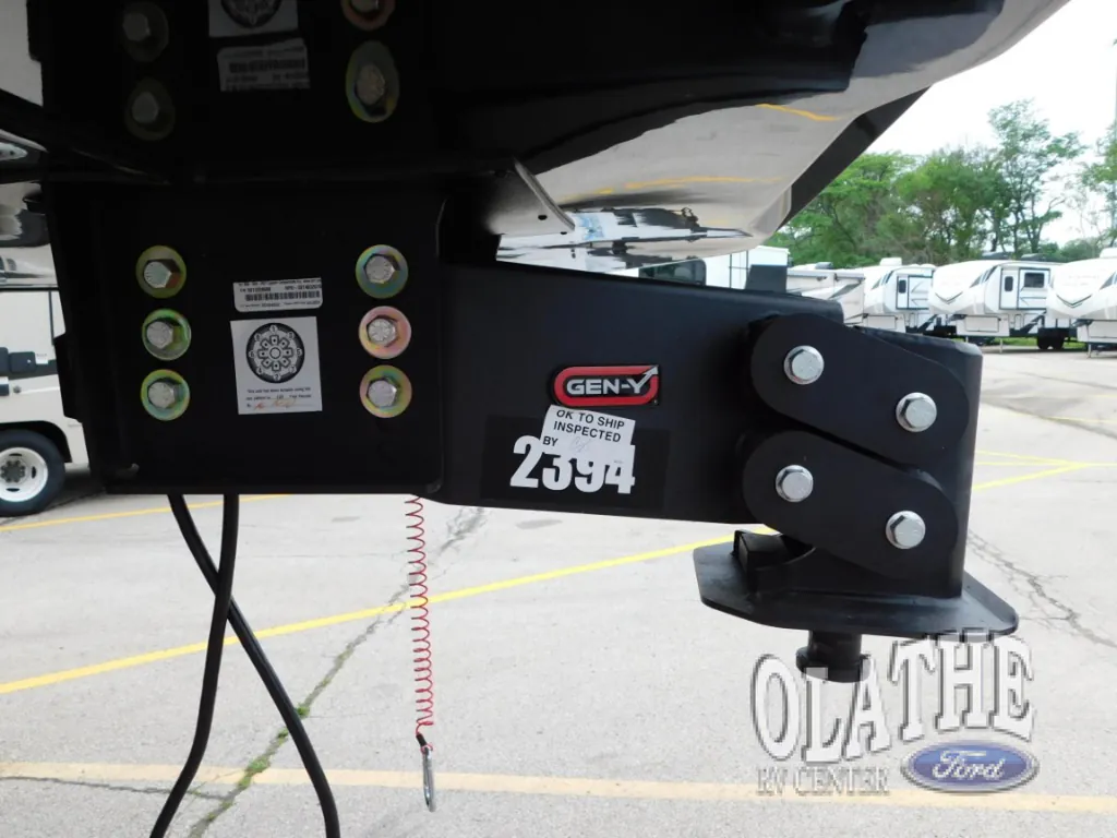 2026 Brinkley Model G 4100, Photos photo 5