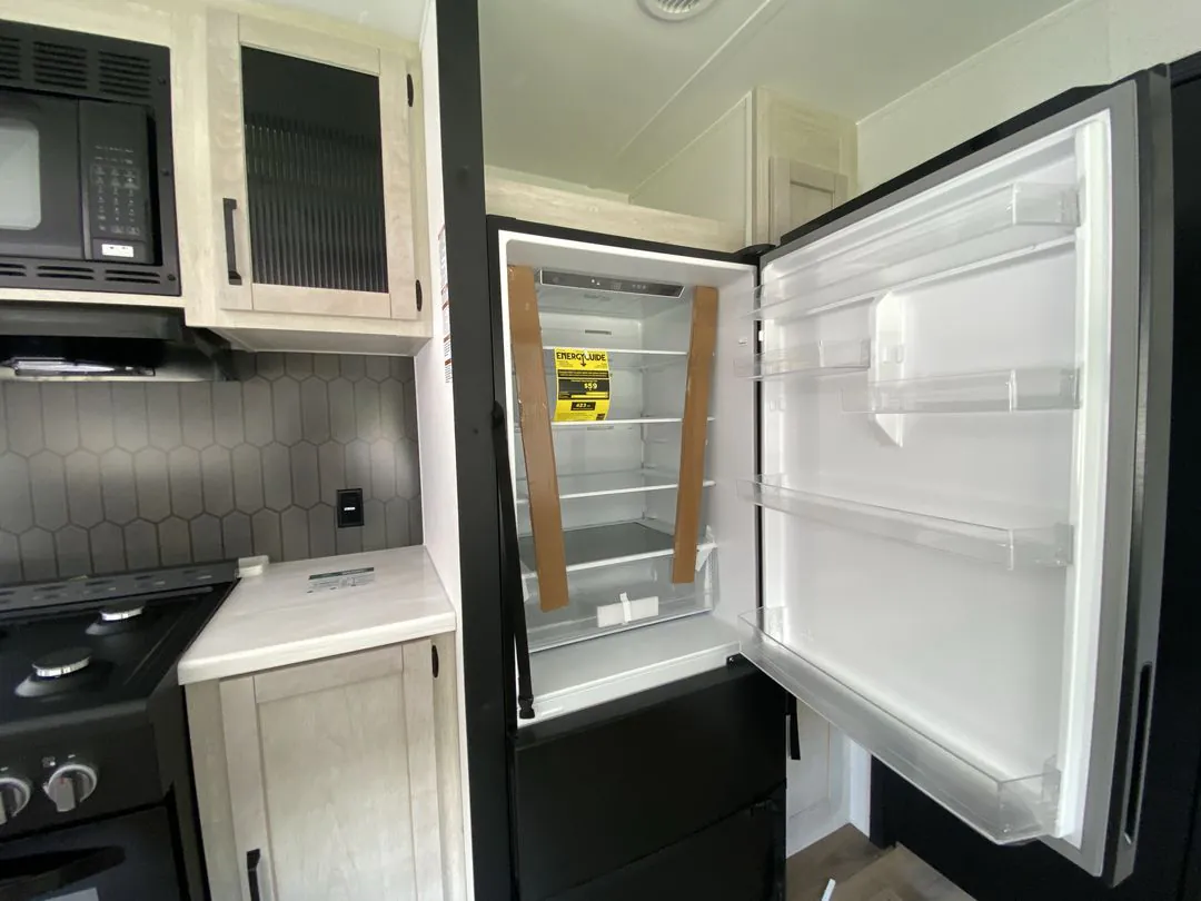 2027 Forest River Puma Vista 39DBT — Photo 5