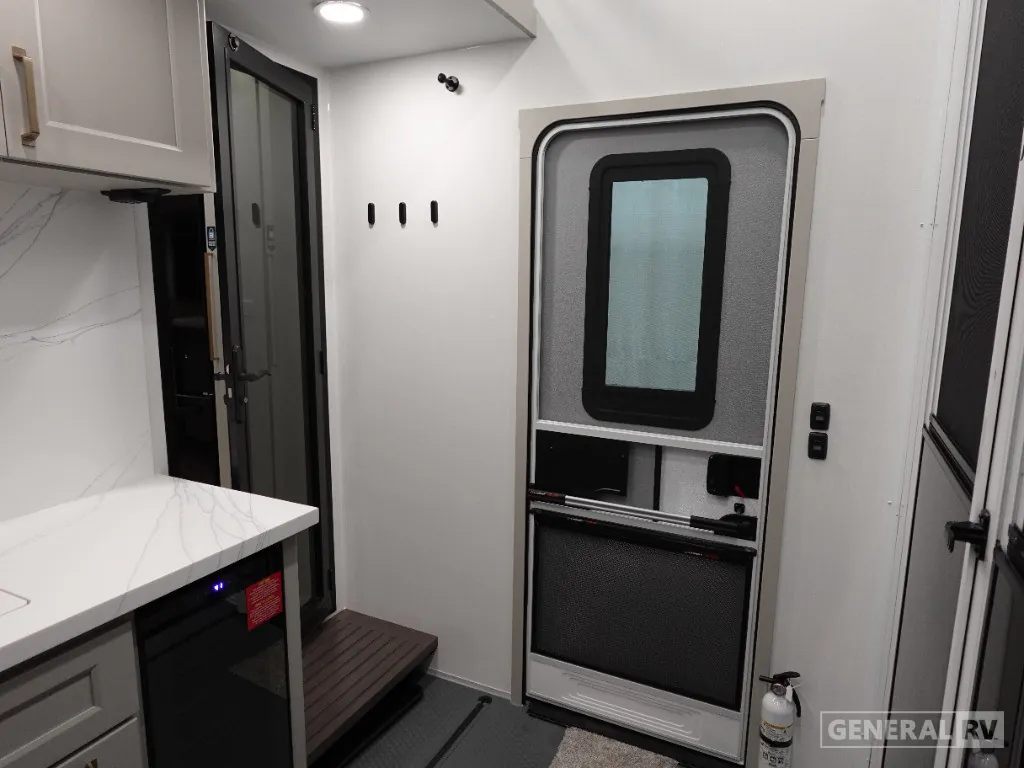 2025 Brinkley Model G 3250, Photos photo 31
