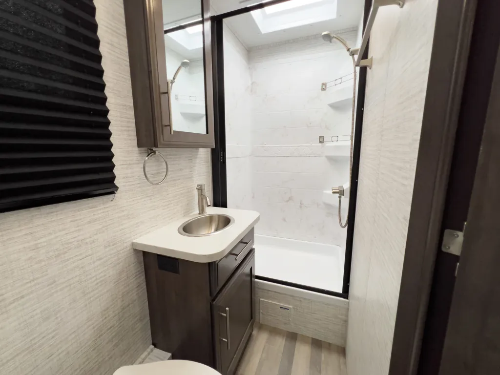 2025 Entegra Coach Vision 27A, Photos photo 18