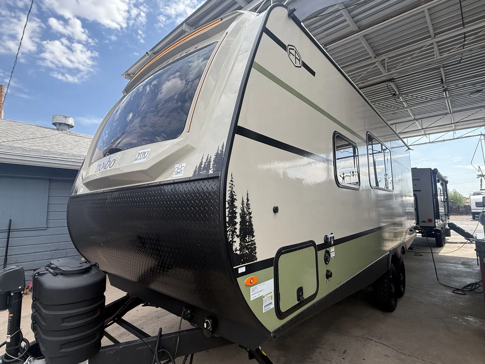 2027 Forest River RV No Boundaries 20.2 - Photo 4