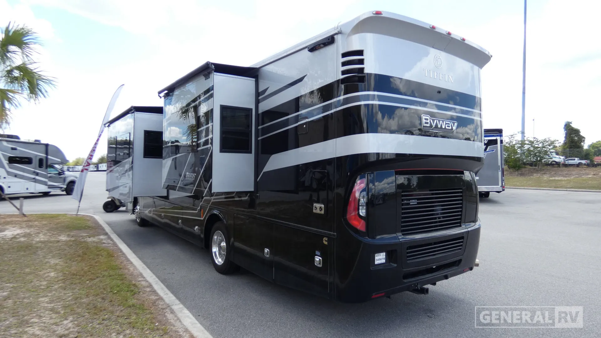2026 Tiffin Byway 38 CL - Photo 4