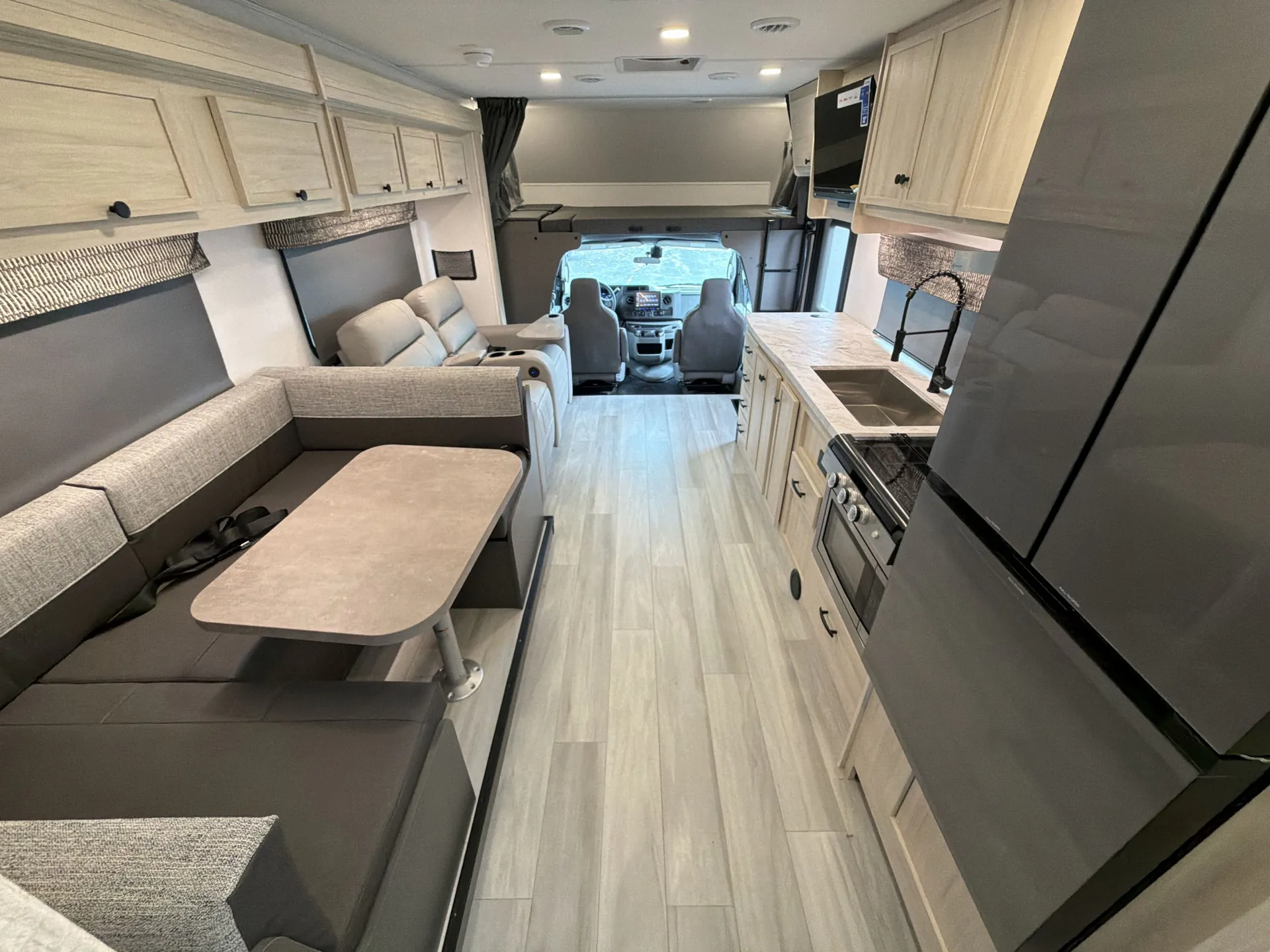 2027 Forest River Sunseeker 3010DS — living area main
