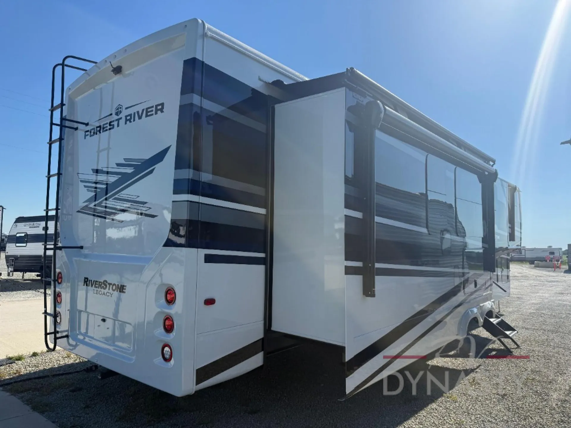 2026 Forest River RiverStone 43BFC — Photo 7