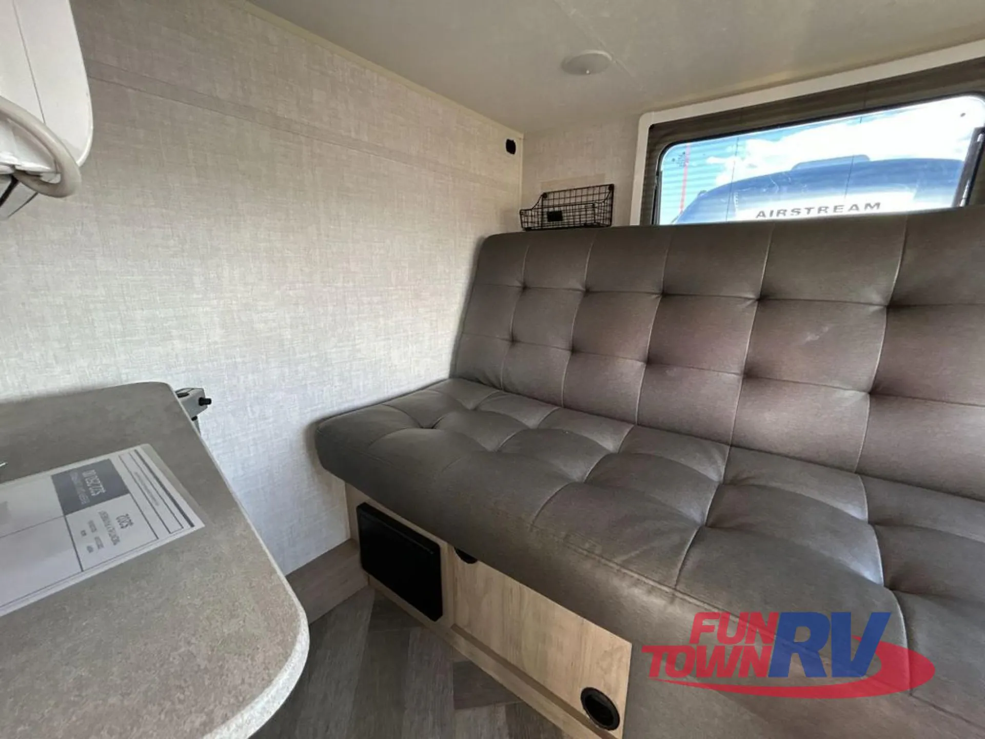 2022 Ember RV Overland ROK - Photo 4
