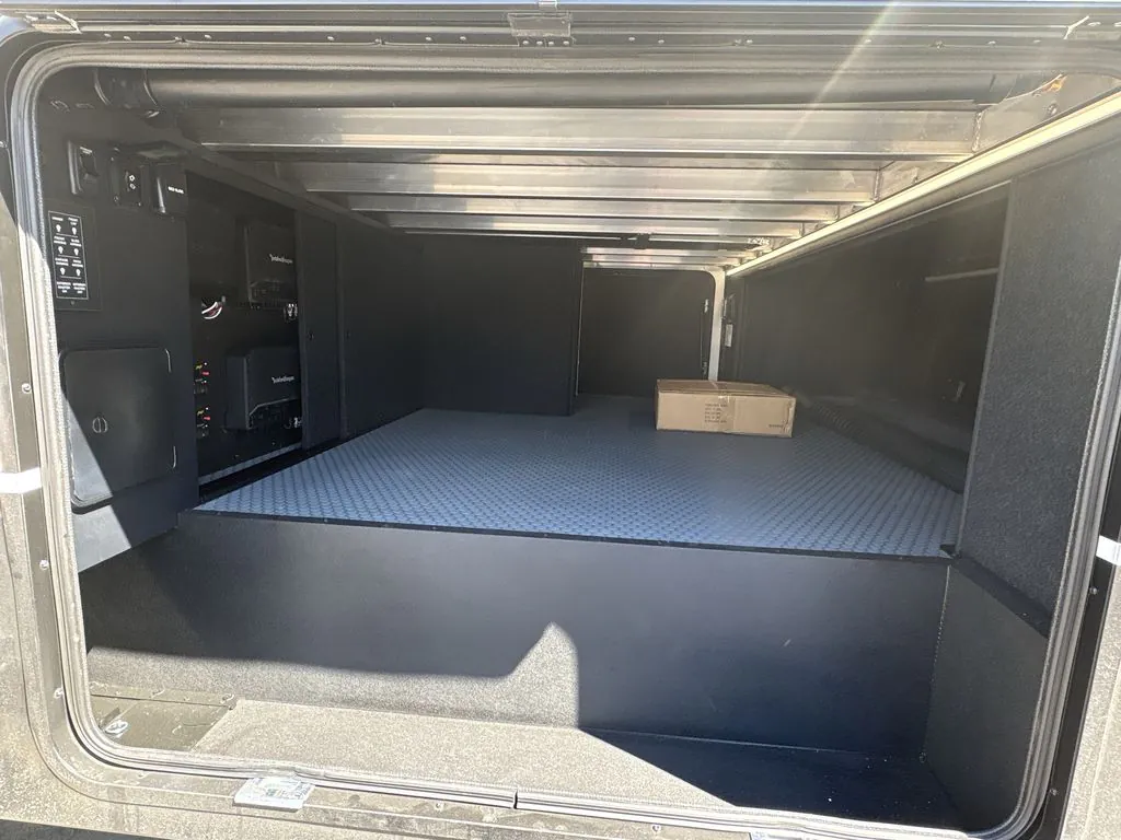 2026 Brinkley Model G 4000, Photos photo 49