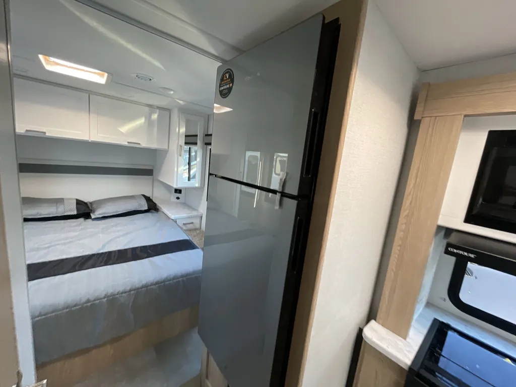 2026 Thor Motor Coach Freedom Elite 28HE, Photos photo 8