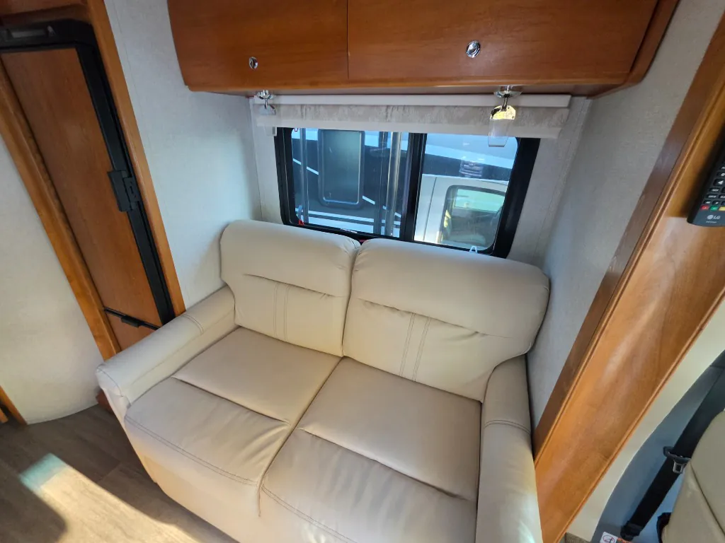 2019 Tiffin Wayfarer 24 TW, Photos photo 9