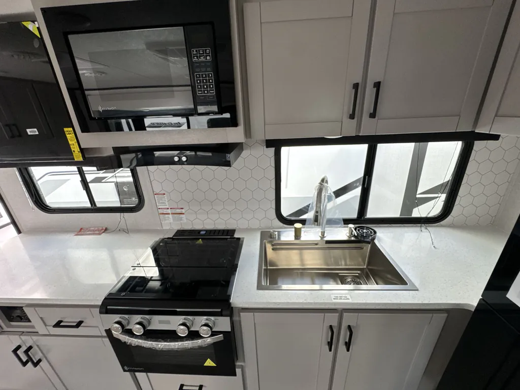 2026 Jayco Jay Feather 29QBH, Photos photo 15