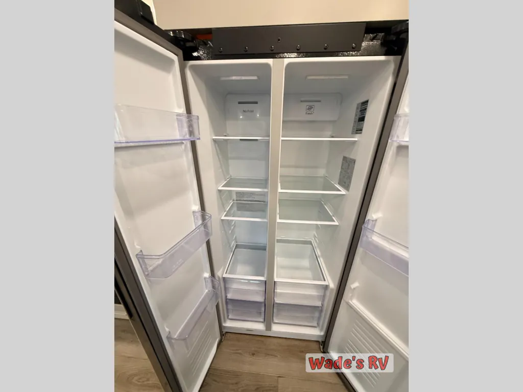 2025 Brinkley Model Z 3610, Photos photo 33