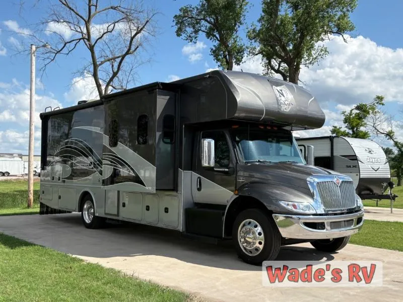 2023 Nexus Wraith 33W - Photo 2
