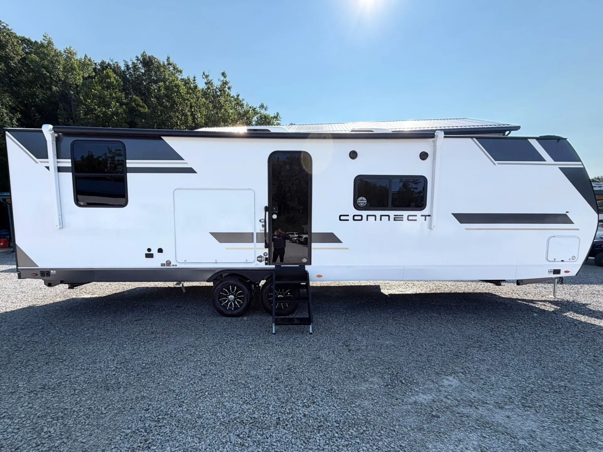 2027 K-Z Connect C302FBK - Photo 4