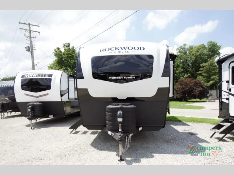 2026 Forest River Rockwood Mini Lite 2515S - Photo 3