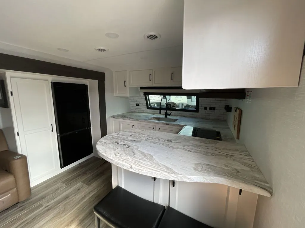 2026 Venture RV Stratus SR262VFK, Photos photo 2