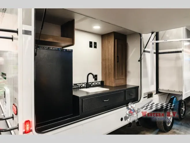 2026 Coachmen Freedom Express Ultra Lite 320BHDS - Photo 4
