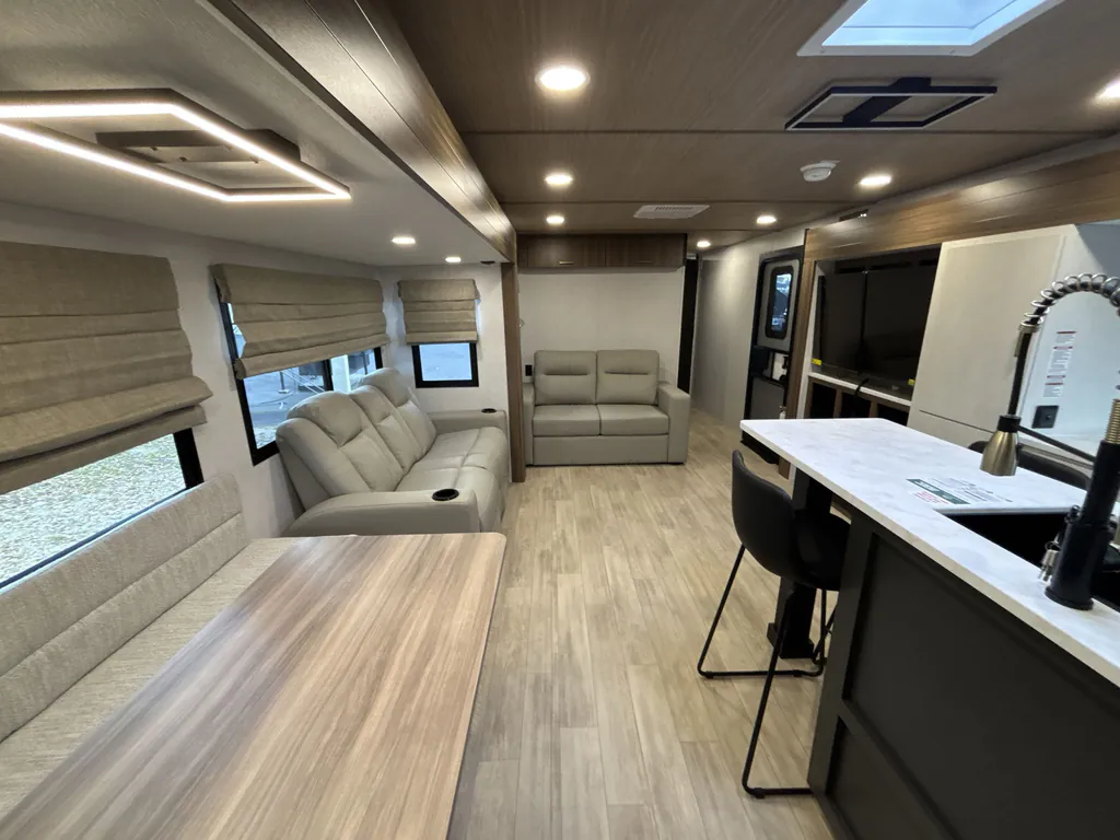 2026 Forest River Vibe 3400XL, Photos photo 4