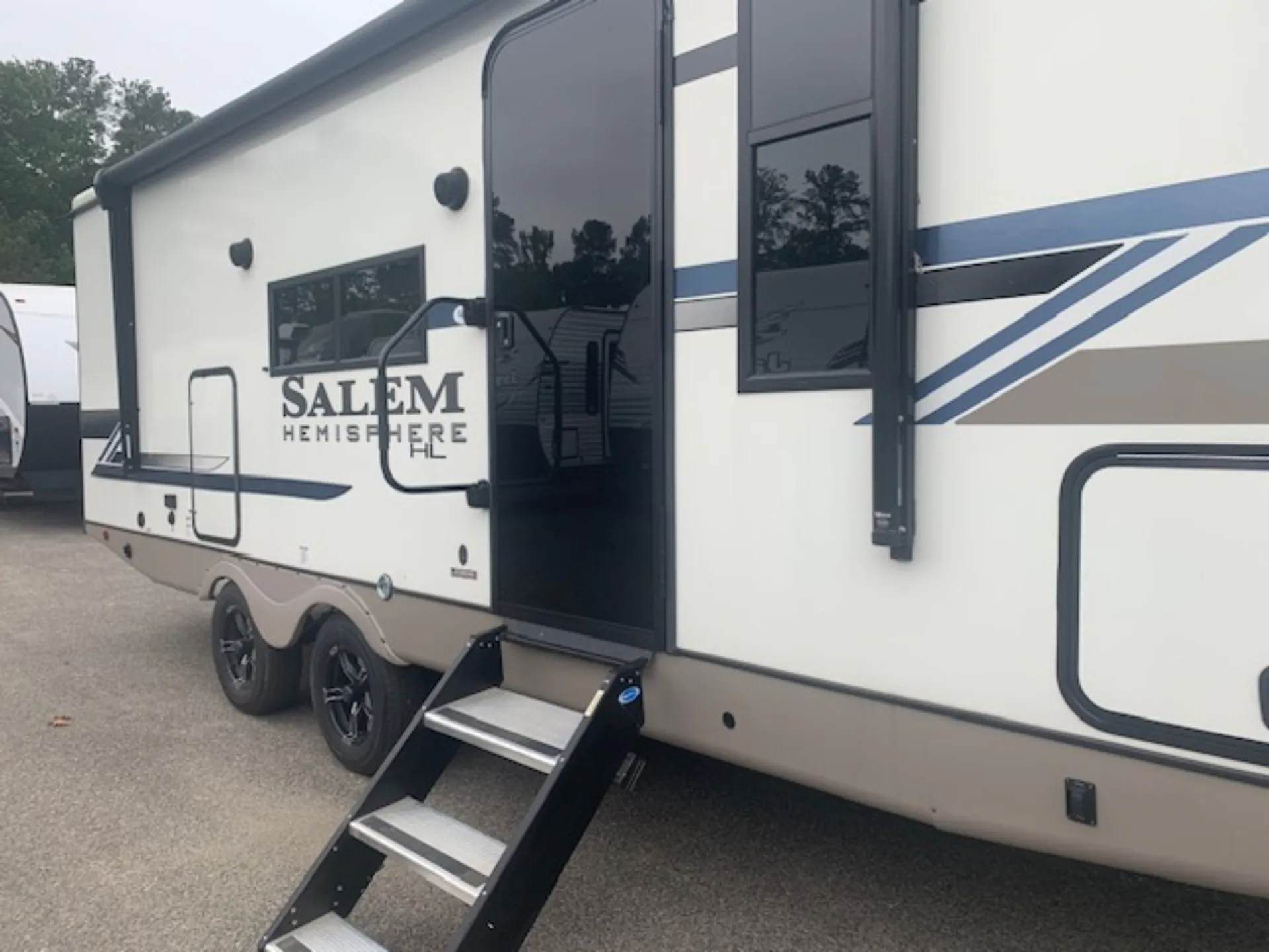 2024 Forest River Salem Hemisphere 22RKHL dealer photo 1 from Camping World