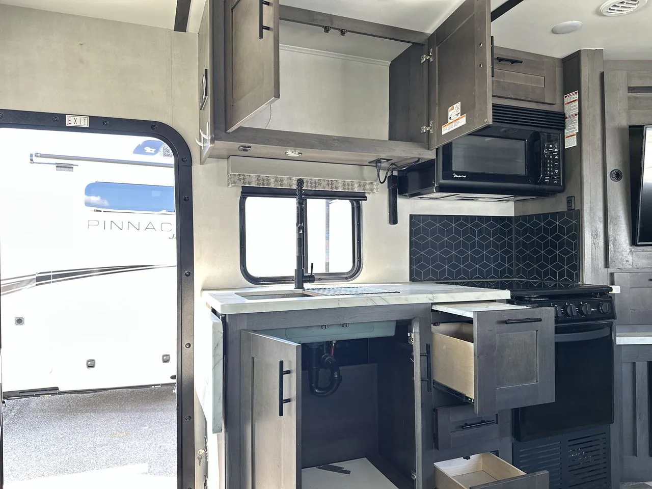 2022 Forest River FR3 34DS — Photo 6