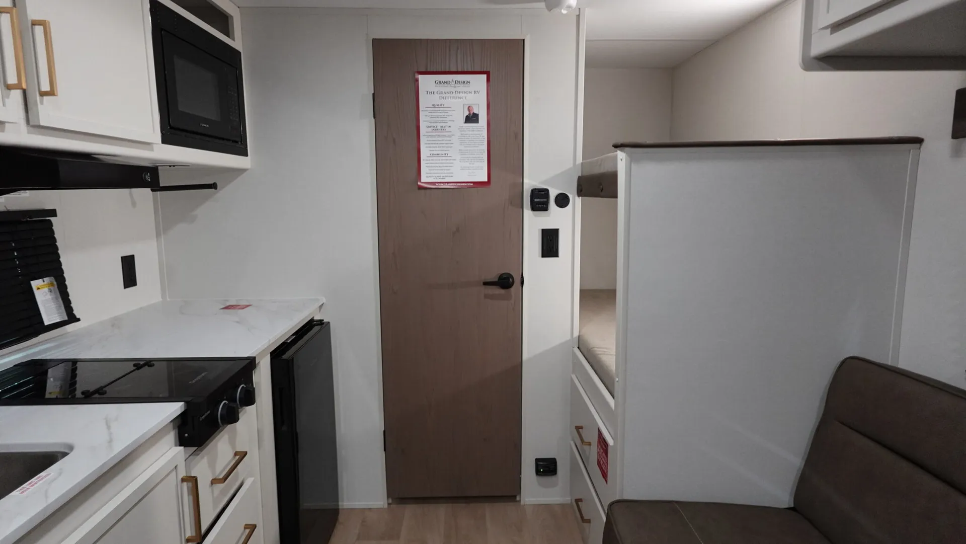 2026 Grand Design Transcend One 151BH - Photo 3