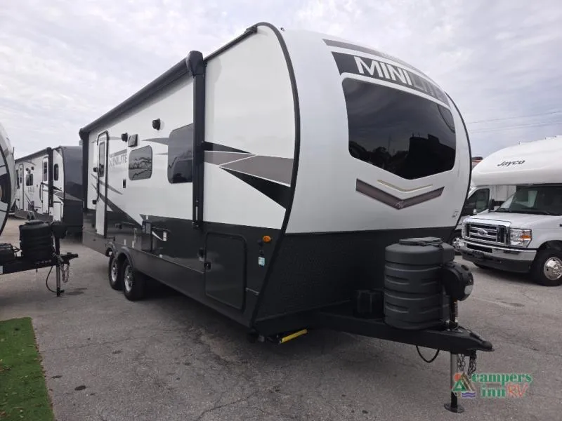 2024 Forest River Rockwood Mini Lite 2511S - Photo 2