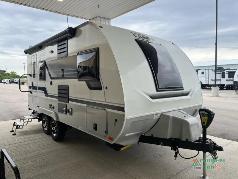 2022 Lance Lance Travel Trailers 1685 - Main photo