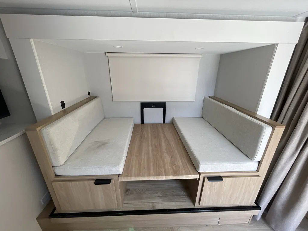 2027 Winnebago Micro Minnie 2108DS, Photos photo 12