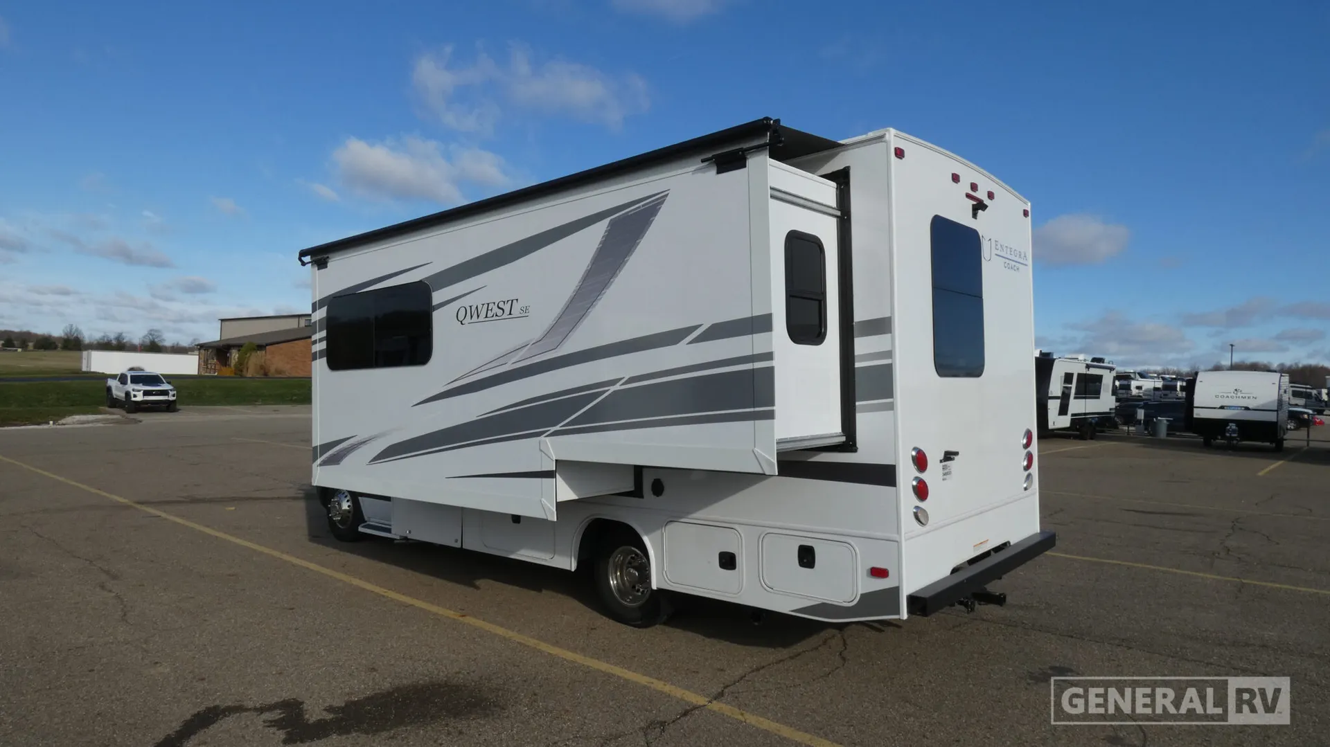2026 Entegra Coach Qwest SE 24L - Photo 4