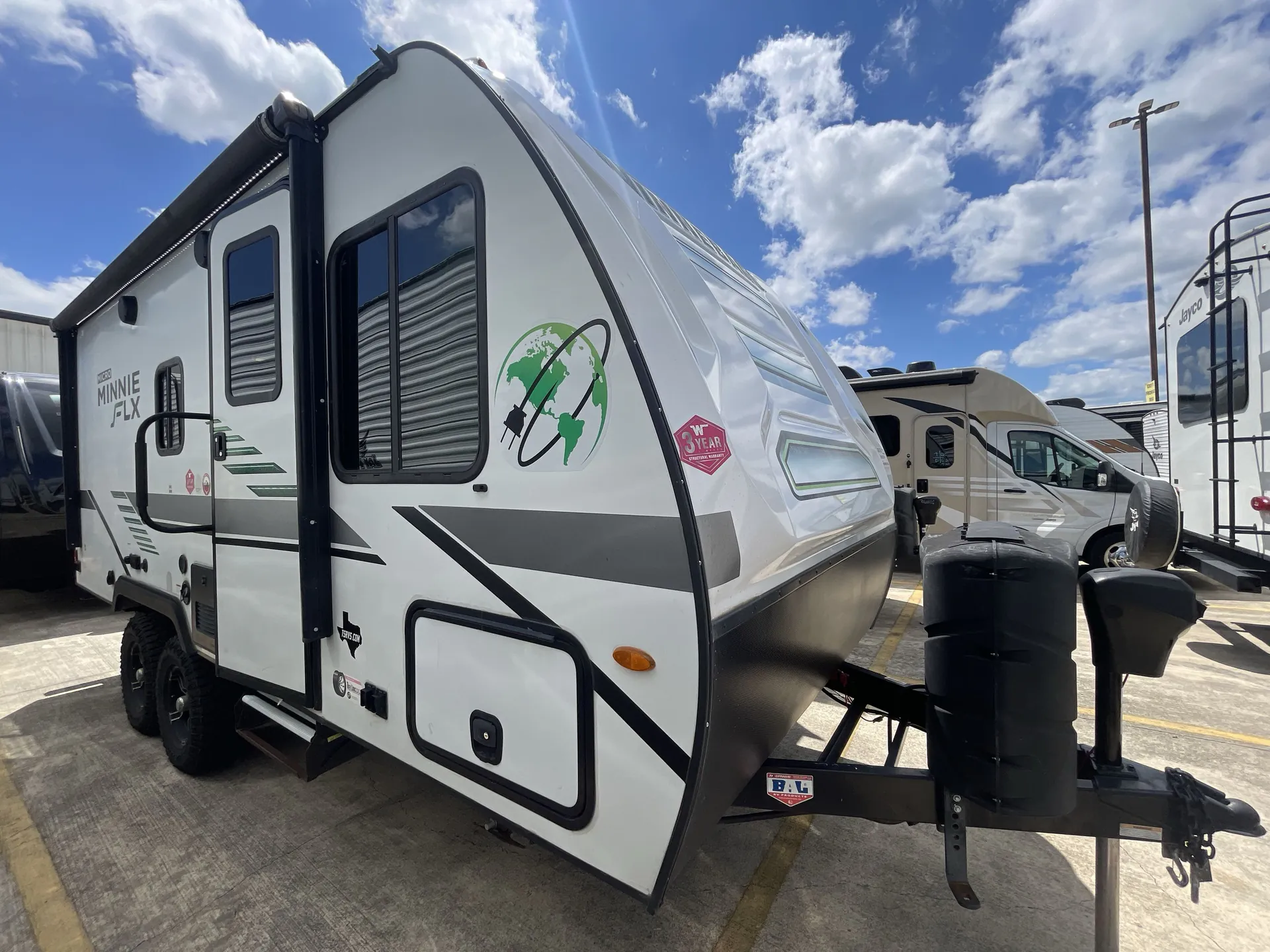 2022 Winnebago Micro Minnie FLX 2100BH - Photo 2