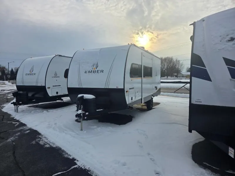 2026 Ember RV E-Series 19ETS - Photo 4