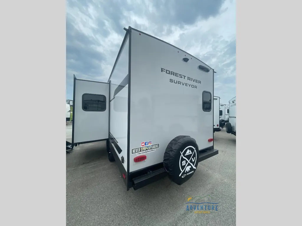2026 Forest River Surveyor Legend 205RKLE, Photos photo 6