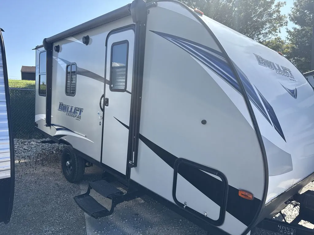 2019 Keystone Bullet Crossfire 1900RD - Photo 2