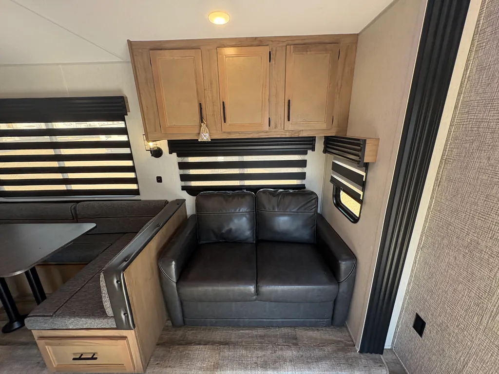 2023 Forest River Cherokee Timberwolf 39TN, Photos photo 25