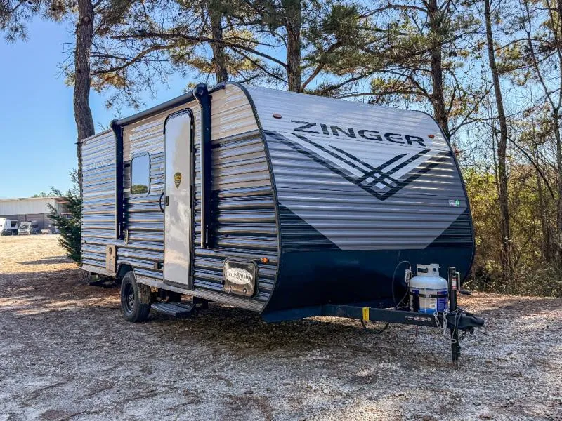2026 CrossRoads Zinger Lite 18BH - Photo 2