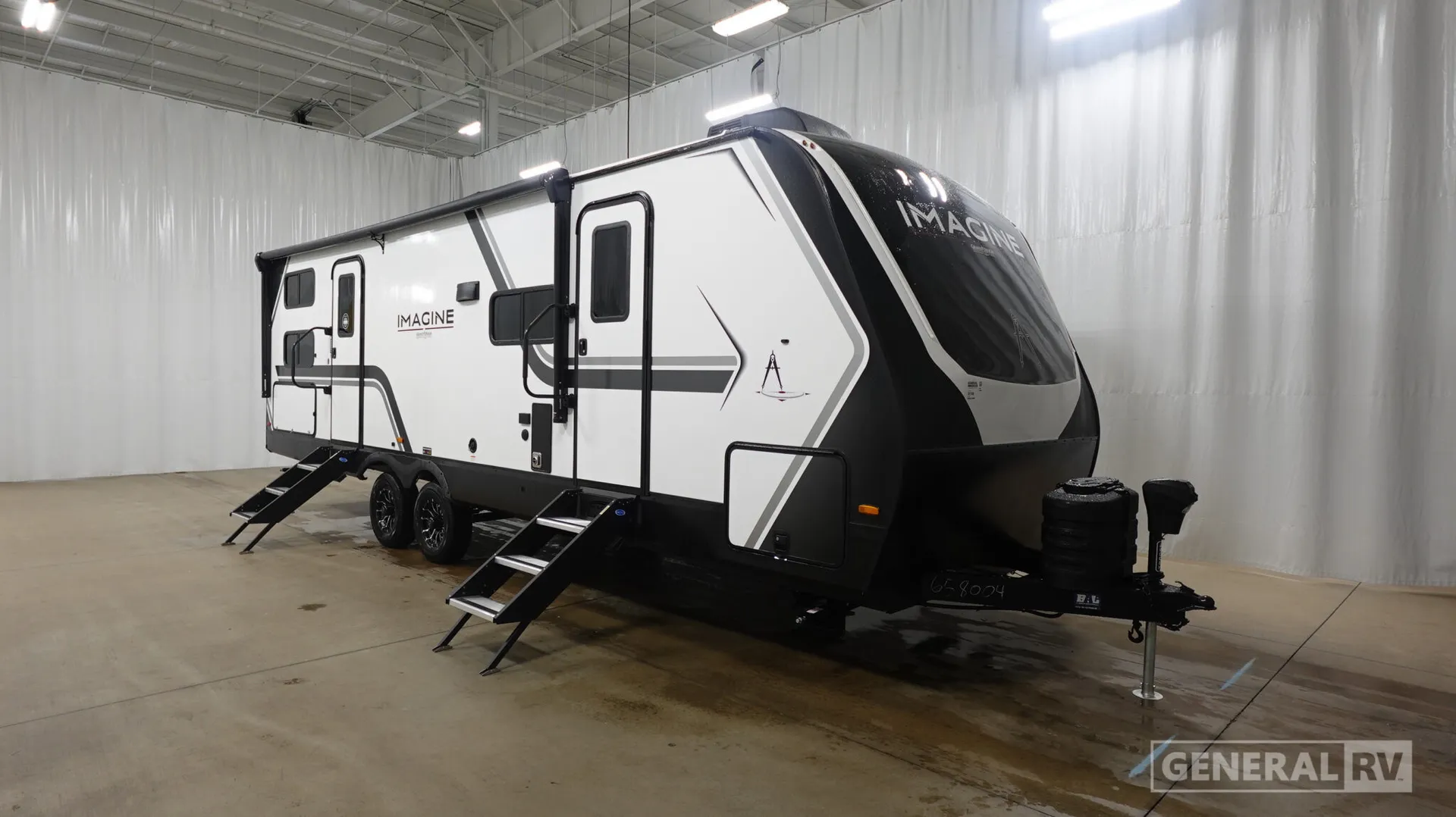 2026 Grand Design Imagine 2800BH - Photo 2
