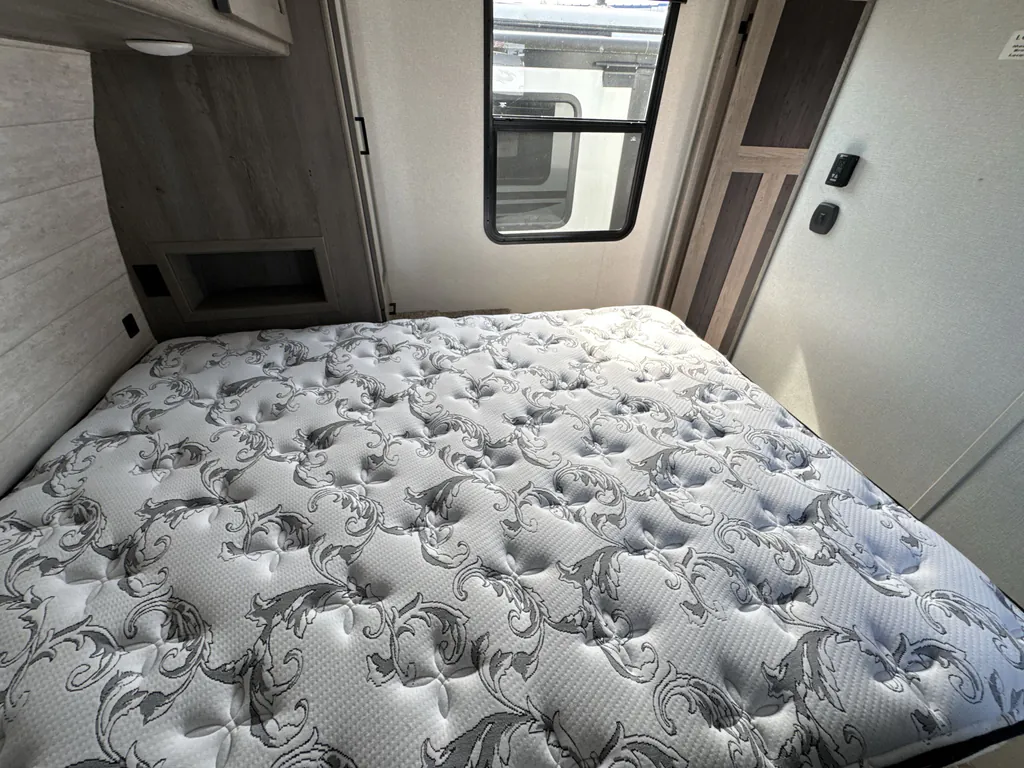 2021 Keystone Outback 340BH, Photos photo 16