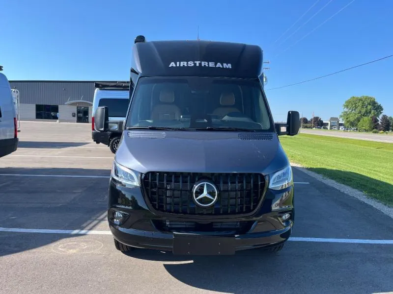 2027 Airstream Atlas 25RT New    Std. Model - Photo 2
