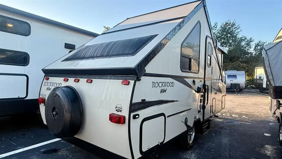 2018 Forest River Rockwood Hard Side A214HW, Photos photo 6