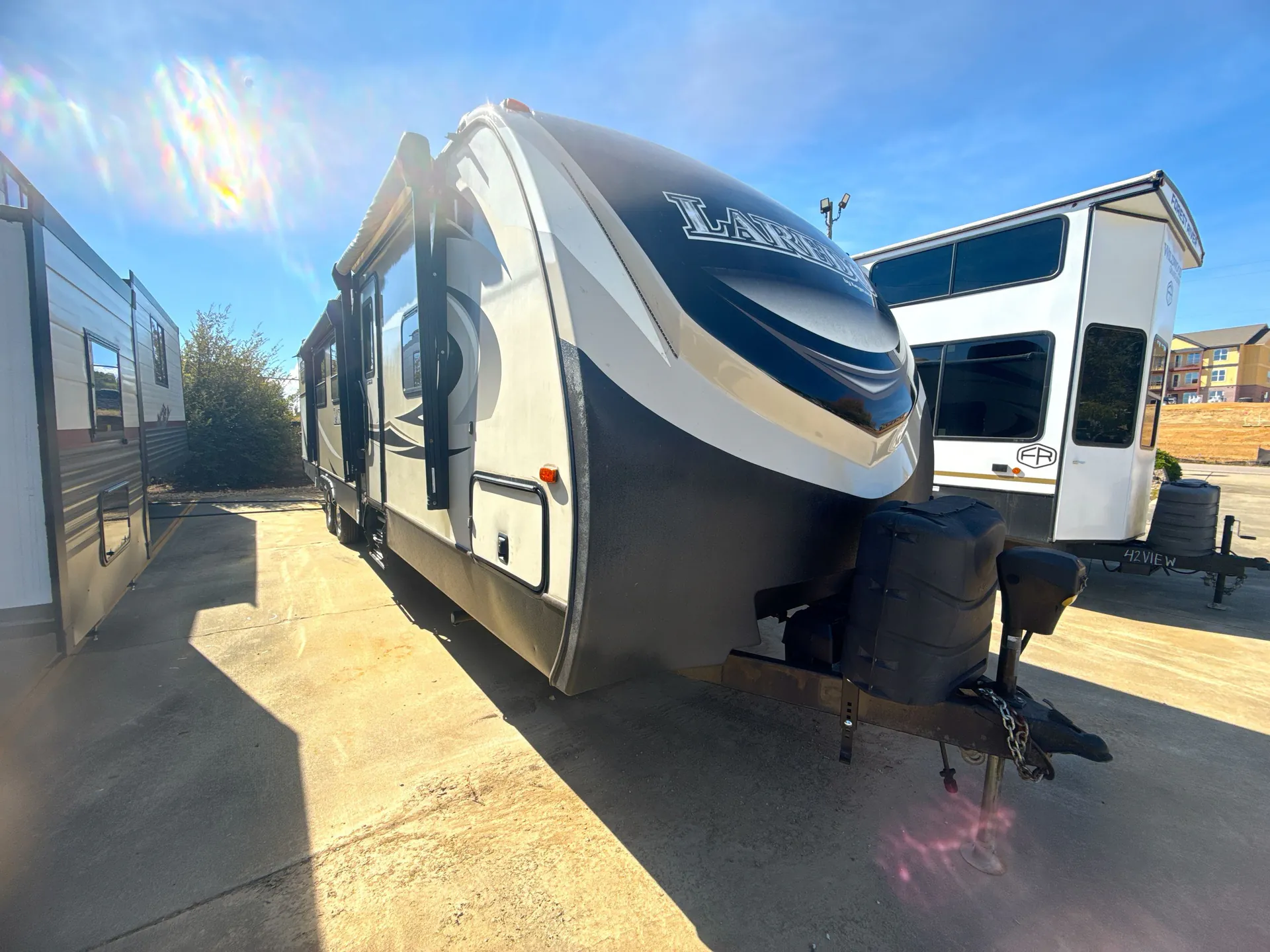 2018 Keystone Laredo 332BH - Photo 2
