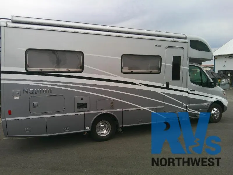 2021 Winnebago Navion 24J - Photo 4